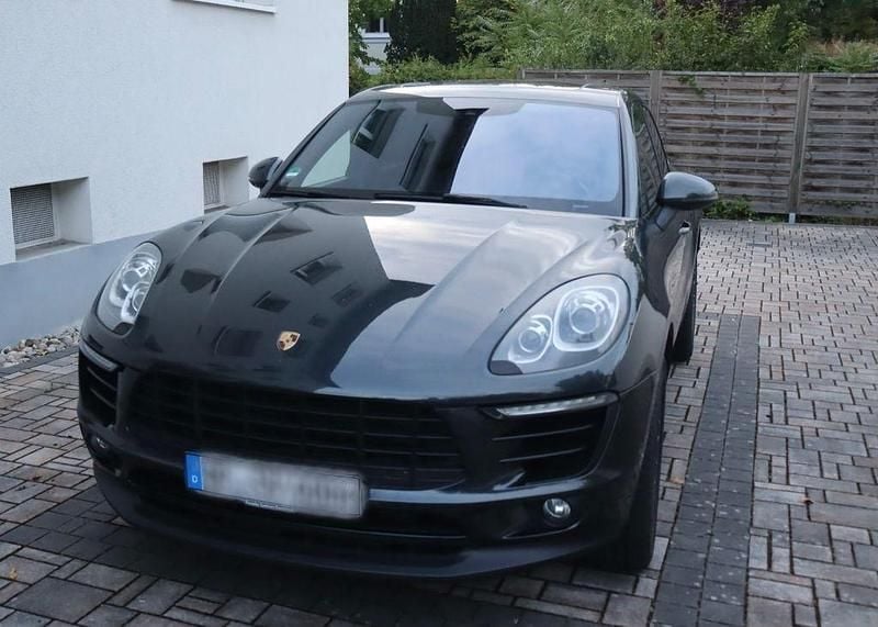 Gebraucht Porsche Macan S 258 PS (189 kW) 2016 Grau SUV