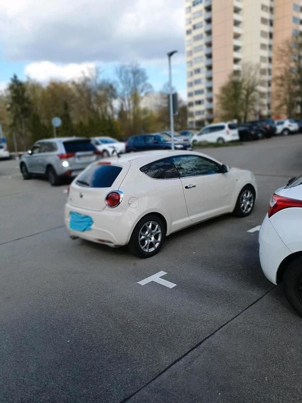 Gebraucht Alfa Romeo MiTo 95 PS (69 kW) 2010 Weiß Kleinwagen