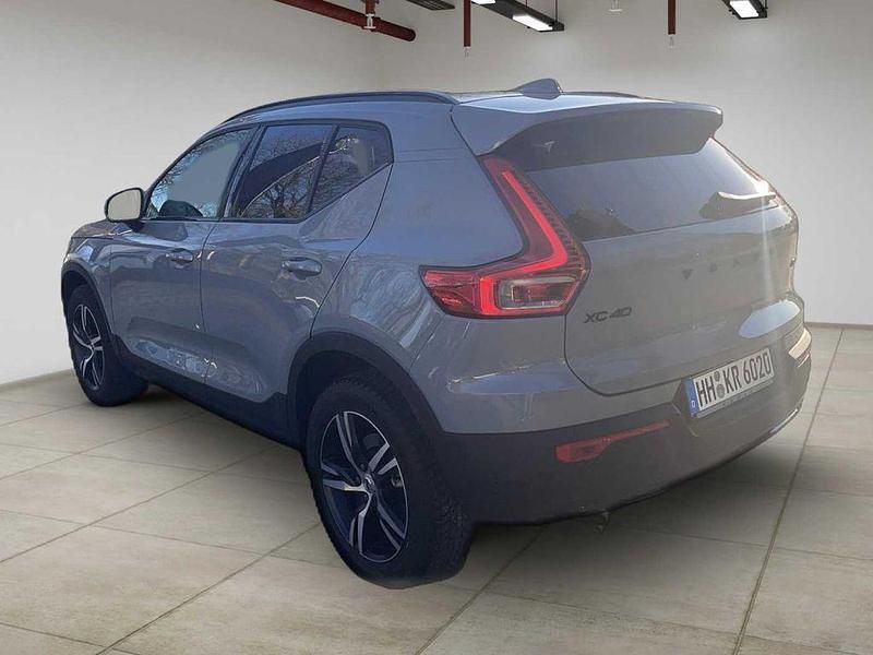 Gebraucht Volvo XC40 Plus 163 PS (119 kW) 2026 Grau SUV