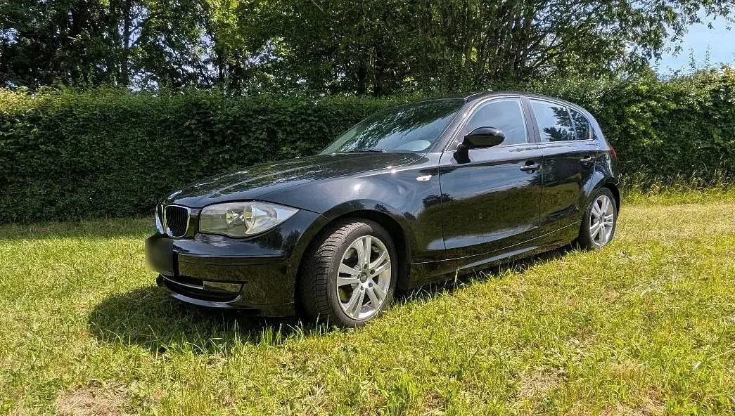 Gebraucht BMW 118 143 PS (105 kW) 2008 Schwarz Kleinwagen