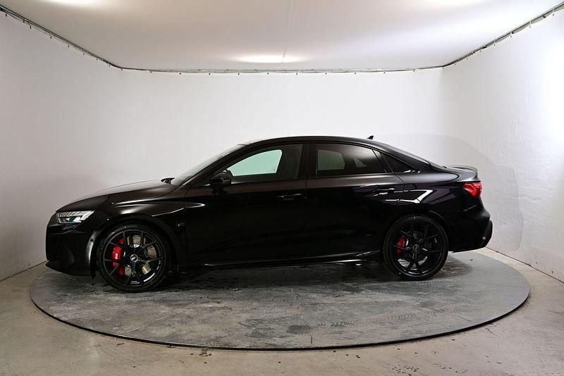 Gebraucht Audi RS3 400 PS (294 kW) 2026 Schwarz Limousine