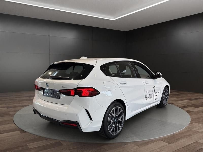 Gebraucht BMW 118 Efficient Dynamics 150 PS (110 kW) 2025 Weiss Kleinwagen