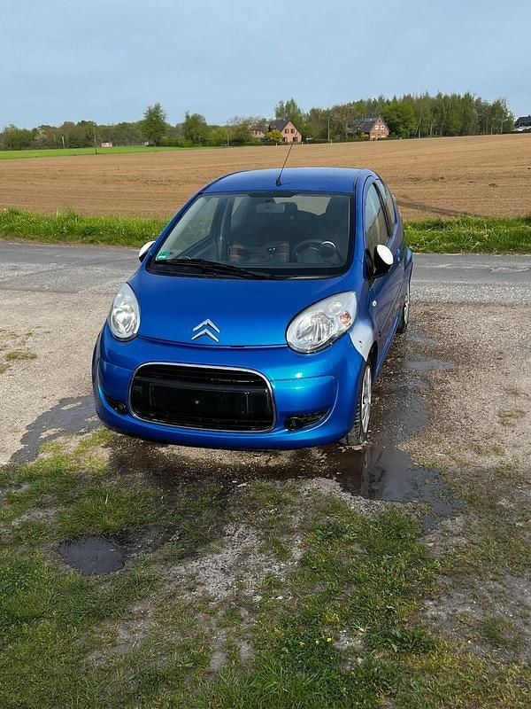 Second-hand Citroën C1 68 CP (50 kW) 2011 Albastru Hatchback