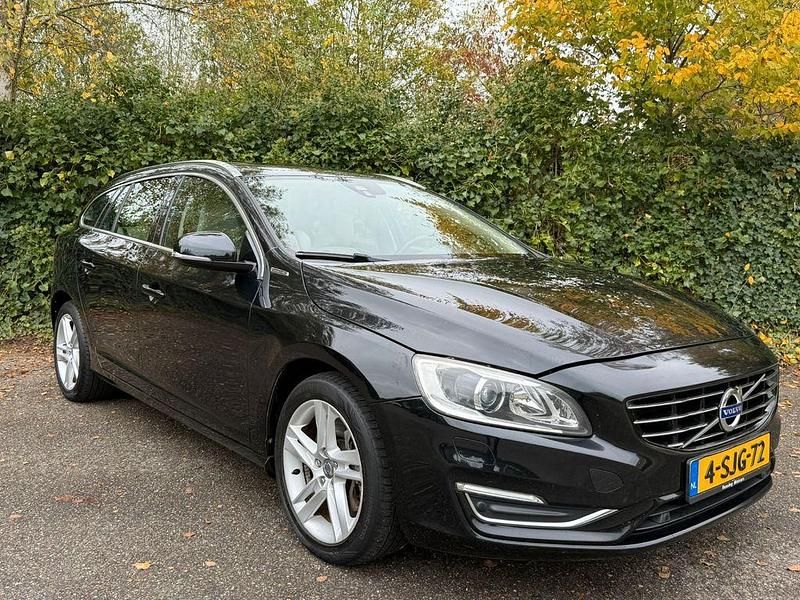 Gebraucht Volvo V60 Summum 280 PS (205 kW) 2013 Other Kombi