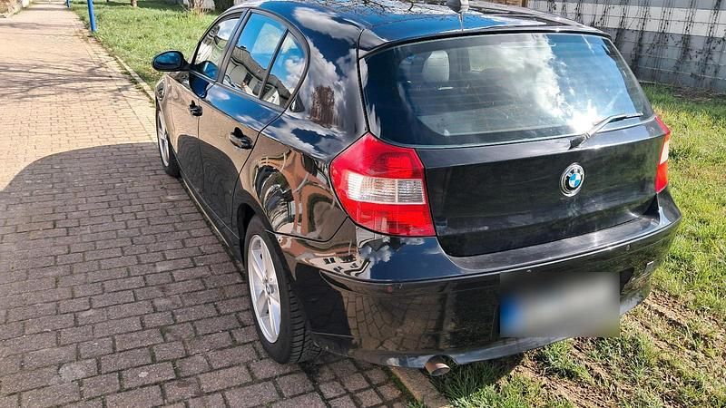 Gebraucht BMW 120 163 PS (119 kW) 2006 Schwarz Kleinwagen
