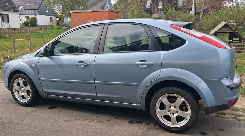 Usata Ford Focus 100 CV (73 kW) 2007 Berlina