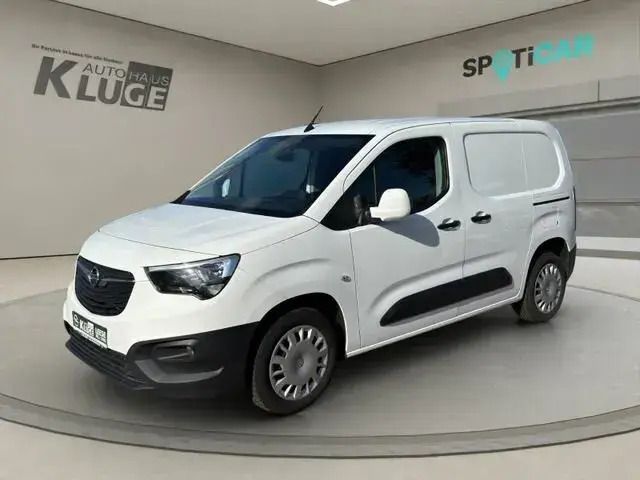Grau Gebraucht 2021 Opel Vivaro S Van | 24.980 € (Teuer) - Bild 1/4