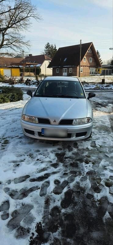 Gebraucht Mitsubishi Carisma 122 PS (89 kW) 2002 Silber Limousine