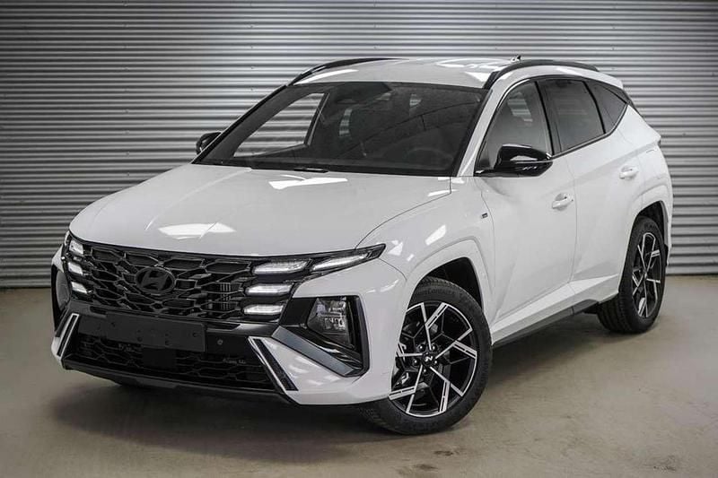 Atlas white uni (saw) Neu 2025 Hyundai Tucson N Line SUV | 34.190 € (Guter Preis) - Bild 1/4