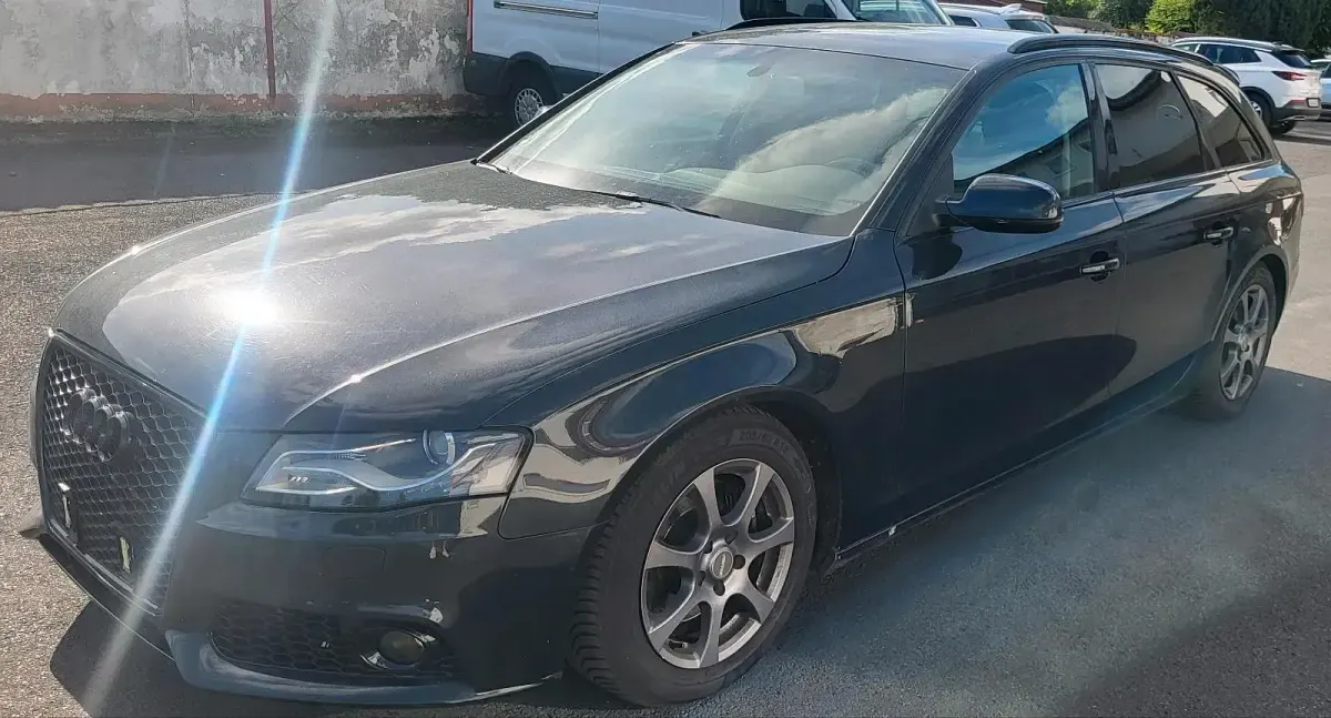 Gebraucht Audi A4 180 PS (132 kW) 2010 Schwarz Kombi