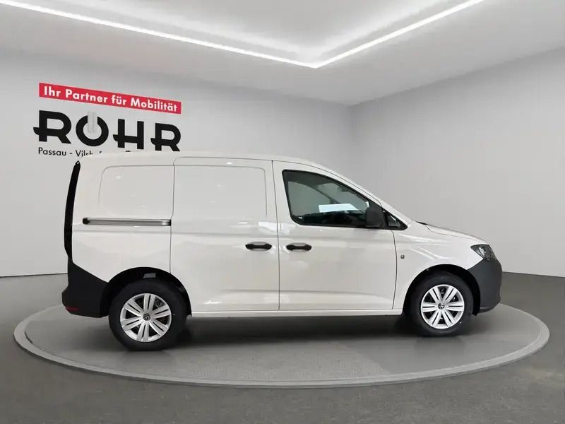 Neu VW Caddy Comfortline 122 PS (89 kW) 2025 Candyweiss Van / Kleinbus