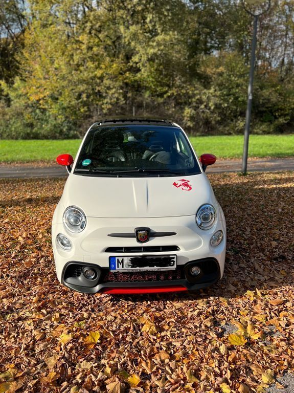 Weiß Gebraucht 2018 Abarth 595 Competizione Kleinwagen | 20.199 € (Etwas zu teuer) - Bild 1/4
