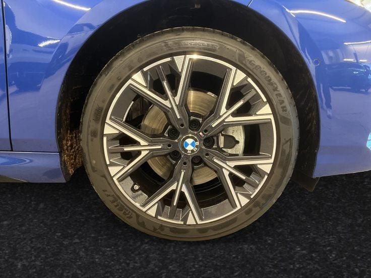 Gebraucht BMW 118 Efficient Dynamics 150 PS (110 kW) 2024 Portimao blau metallic Kleinwagen