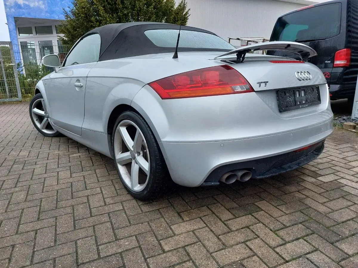 Gebraucht Audi TT Roadster S-Line 170 PS (125 kW) 2011 Grau Cabrio