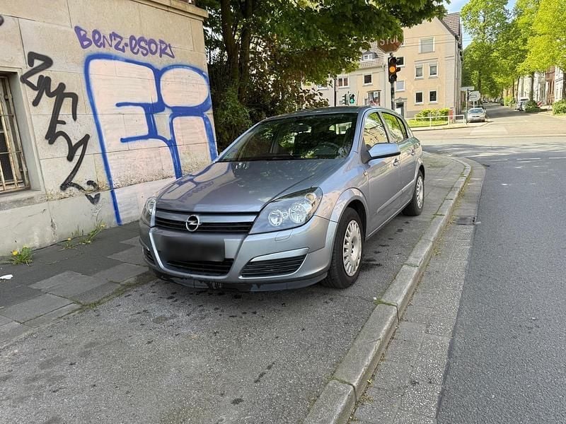 Usado Opel Astra 2005 Cinzento Sedan