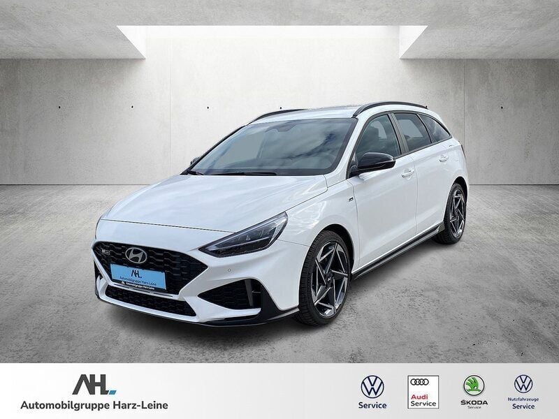 Weiß Gebraucht 2024 Hyundai i30 N Line Kombi | 25.947 € (Guter Preis) - Bild 1/4