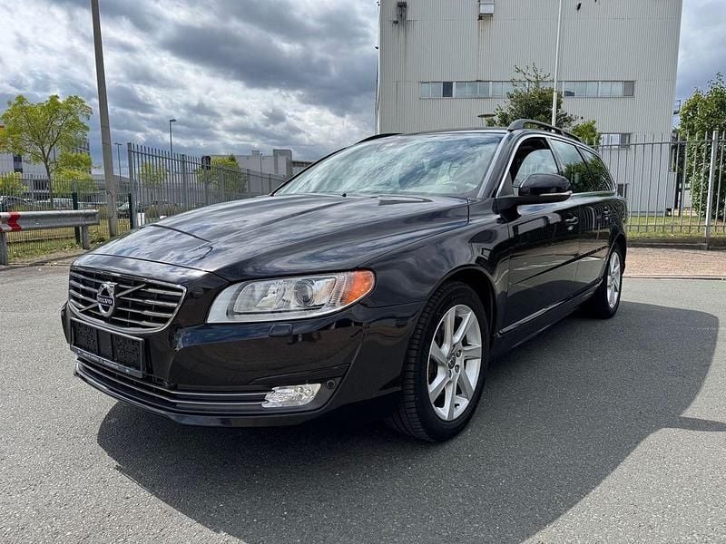 Schwarz Gebraucht 2013 Volvo V70 Kombi | 13.890 € (Teuer) - Bild 1/4