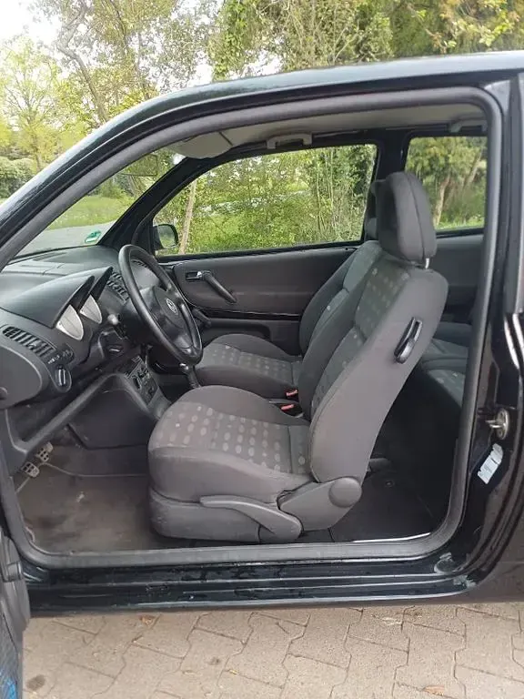 Brugt VW Lupo 60 HK (44 kW) 2004 Sort Hatchback