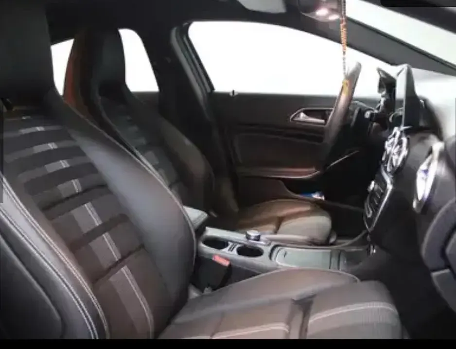 Gebraucht Mercedes A200 Edition 136 PS (100 kW) 2018 Schwarz Kleinwagen