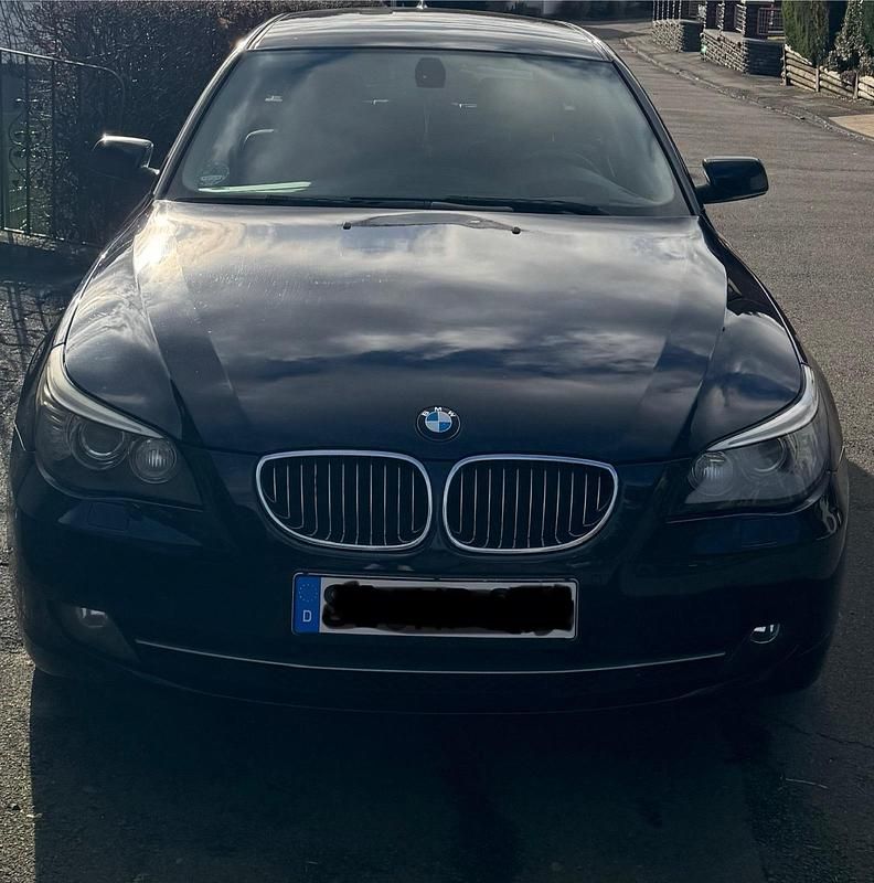 Gebraucht BMW 525 Sport Line 197 PS (144 kW) 2007 Kombi