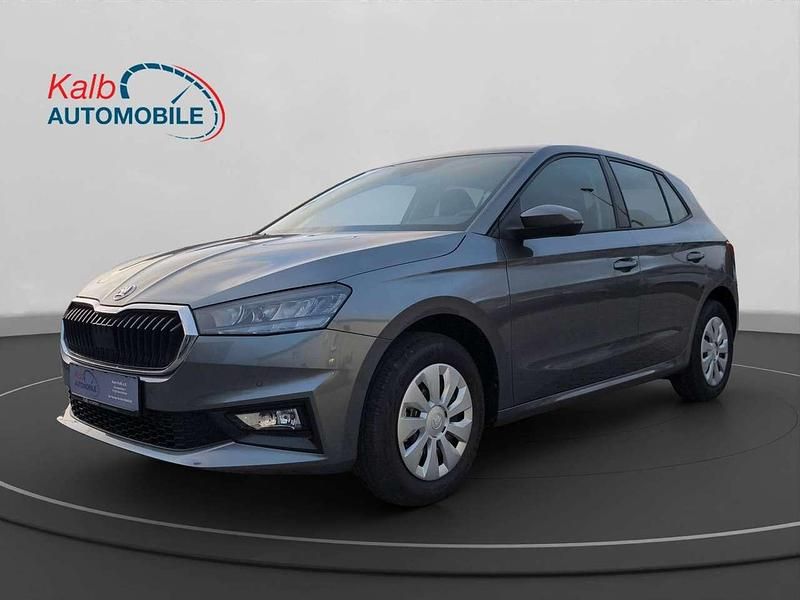 Raceblau metallic Neu 2025 Skoda Fabia Selection Kleinwagen | 19.999 € (Fairer Preis) - Bild 1/4