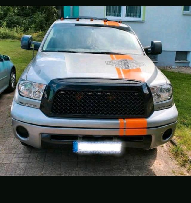Grau Gebraucht 2008 Toyota Tundra Abholung | 22.000 € - Bild 1/4