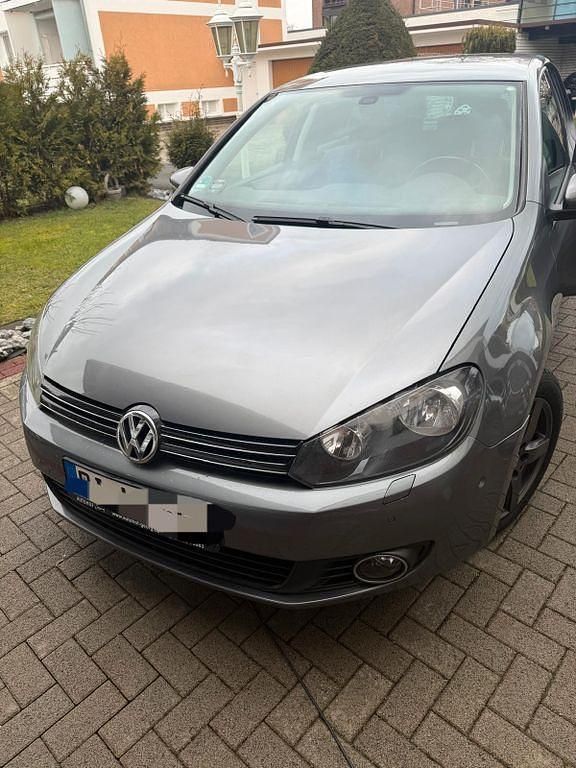 Gebraucht VW Golf VI 105 PS (77 kW) 2010 Grau Kleinwagen