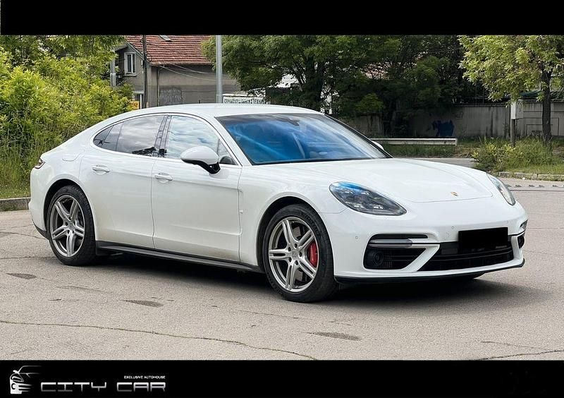 Weiß Gebraucht 2017 Porsche Panamera Turbo Sport Limousine | 55.980 € (Superpreis) - Bild 1/4