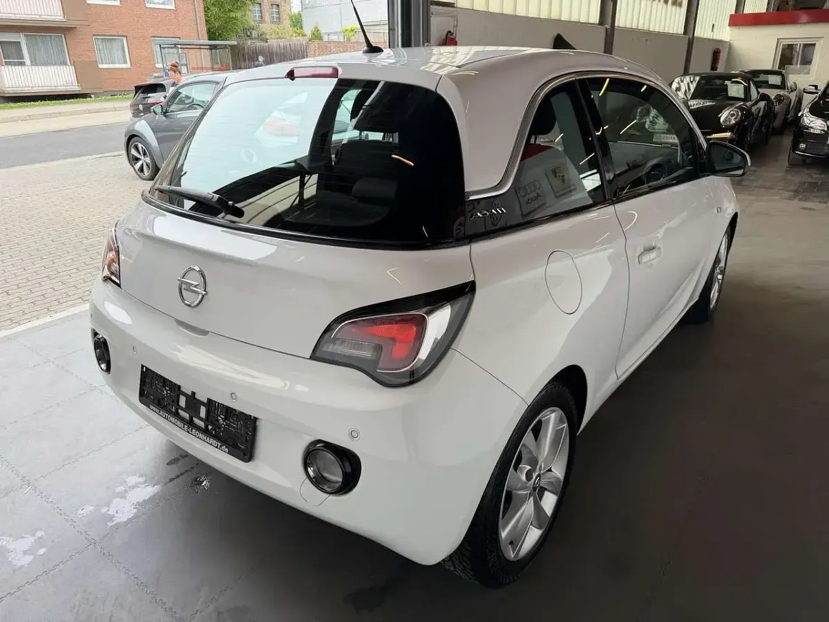 Używany Opel Adam Jam 87 KM (63 kW) 2016 Biały Hatchback