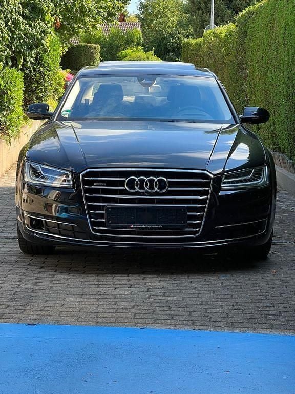 Schwarz Gebraucht 2015 Audi A8 Ambiente Limousine | 25.500 € (Guter Preis) - Bild 1/4