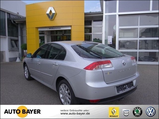 Gebraucht Renault Laguna III Dynamique 140 PS (102 kW) 2008 Silber Limousine