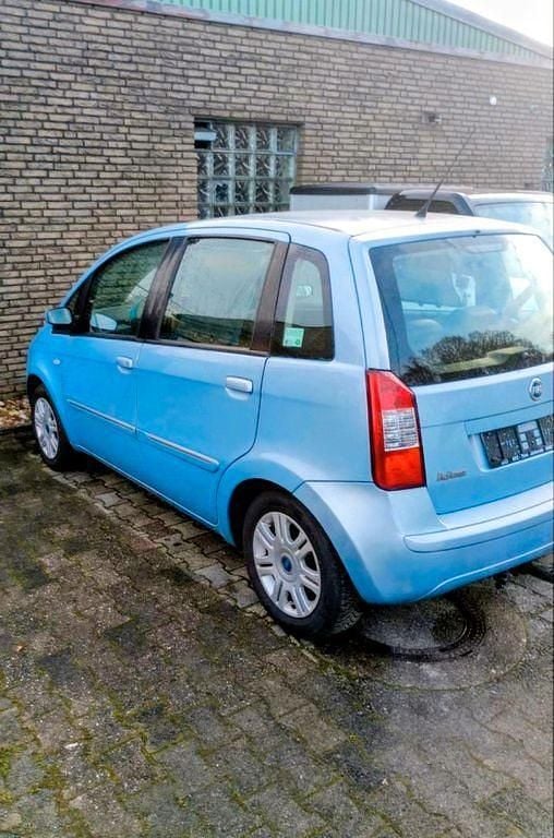 Gebraucht Fiat Idea Dynamic 95 PS (69 kW) 2006 Blau Van / Kleinbus