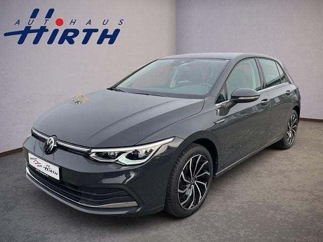 Gebraucht VW Golf VIII Style 150 PS (110 kW) 2022 Limousine