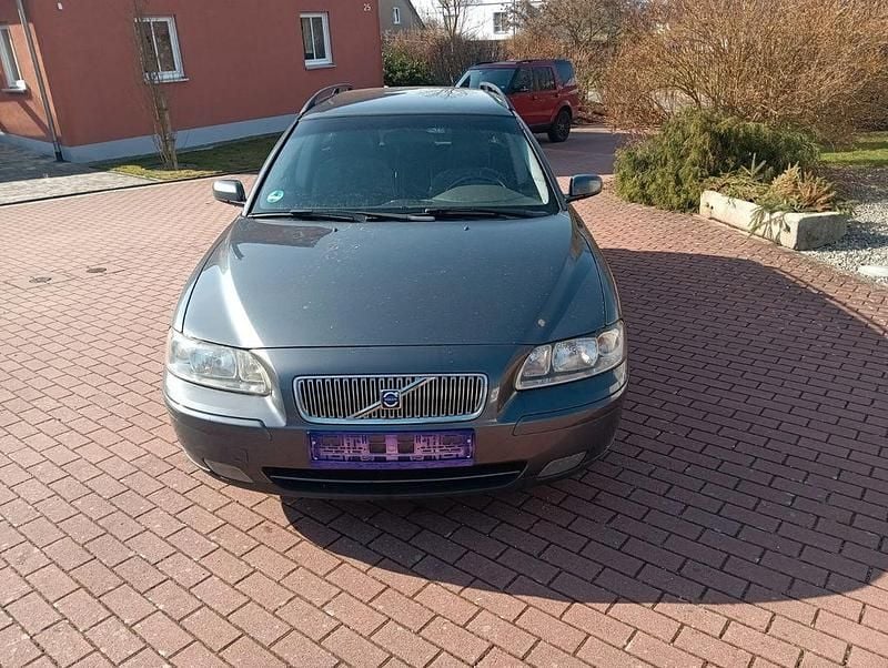 Gebraucht Volvo V70 163 PS (119 kW) 2006 Grau Kombi