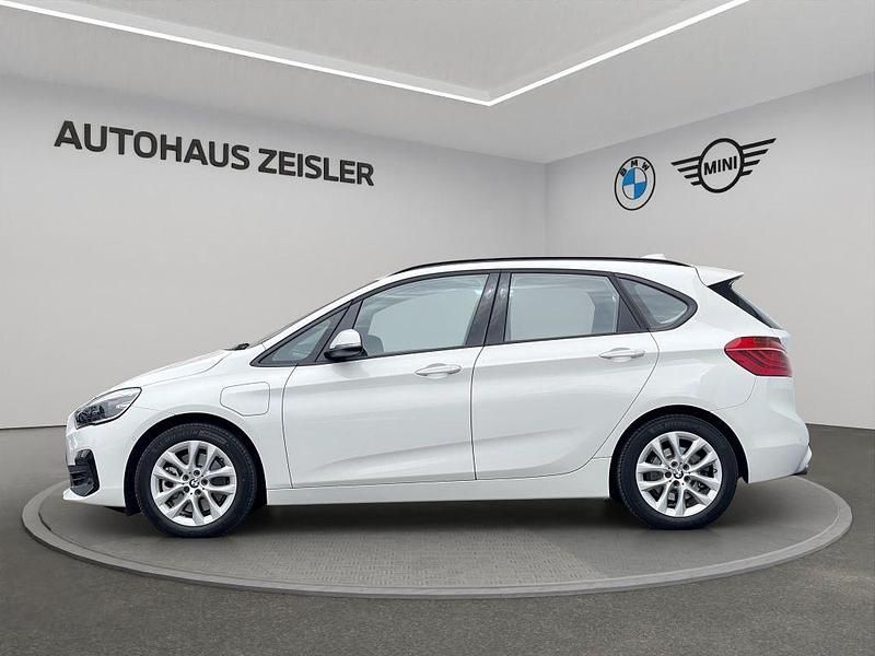 Gebraucht BMW 225 Active Tourer Advantage 224 PS (164 kW) 2020 Alpinweiß uni Van / Kleinbus