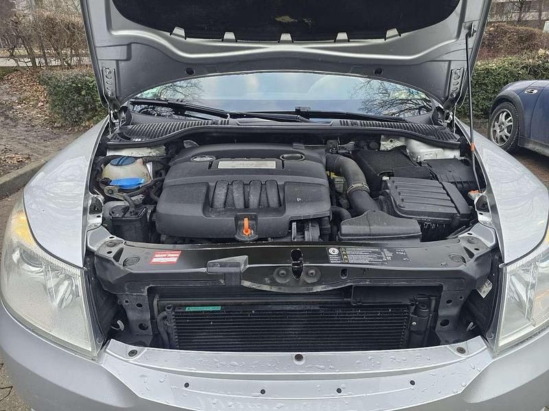 Second-hand Skoda Octavia Ambiente 116 CP (85 kW) 2012 Berlinǎ