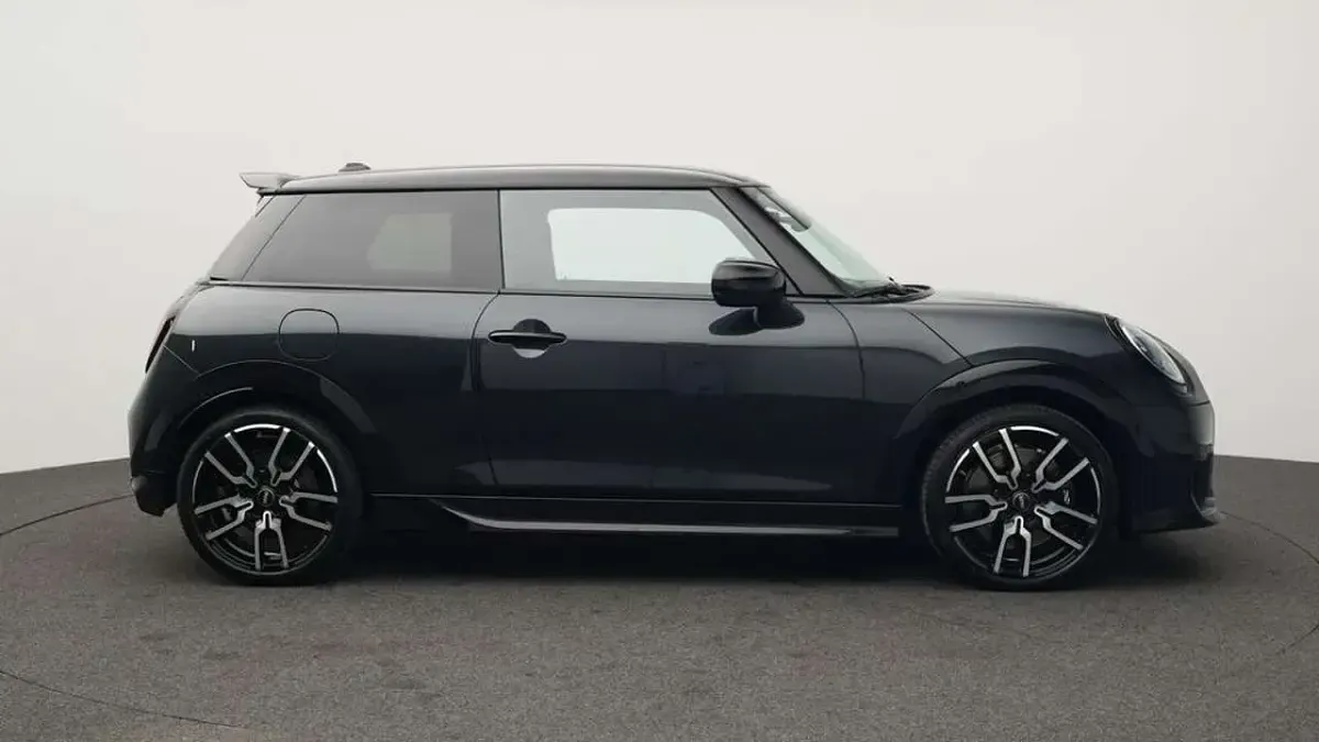 Gebraucht Mini John Cooper Works 156 PS (114 kW) 2025 Grau Kleinwagen