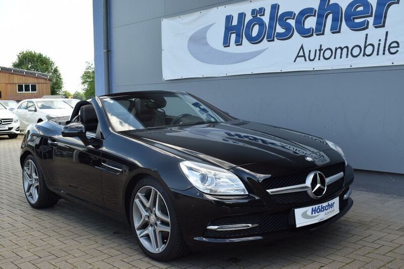 Schwarz Gebraucht 2013 Mercedes SLK200 Edition 1 Cabrio | 19.999 € (Fairer Preis) - Bild 1/4
