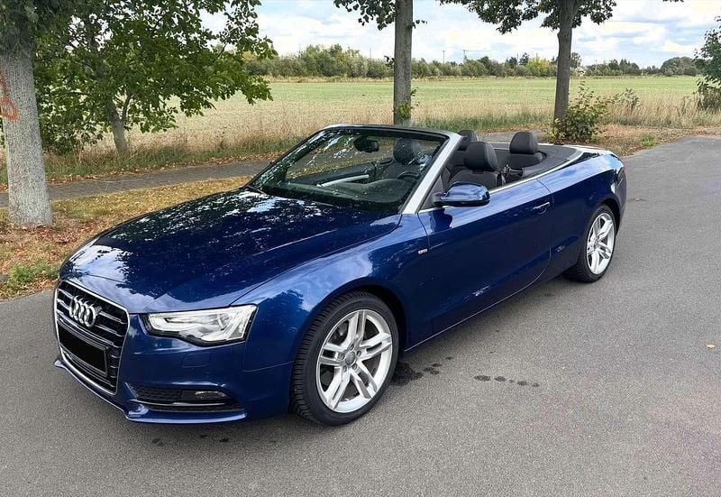 Blau Gebraucht 2012 Audi A5 Cabriolet Design Cabrio | 13.900 € (Fairer Preis) - Bild 1/4