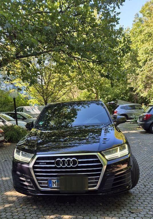 Gebraucht Audi Q7 Ambiente 272 PS (200 kW) 2015 Schwarz SUV