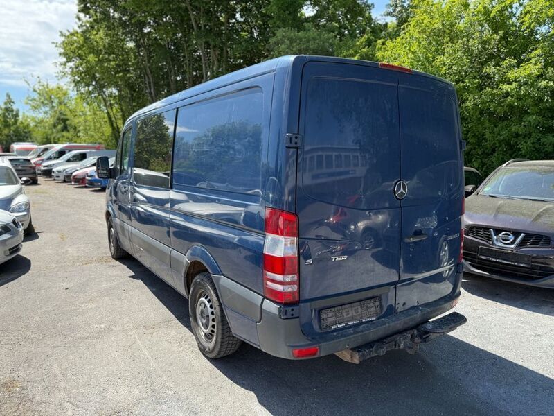 Gebraucht Mercedes Sprinter 163 PS (119 kW) 2014 Blau Van