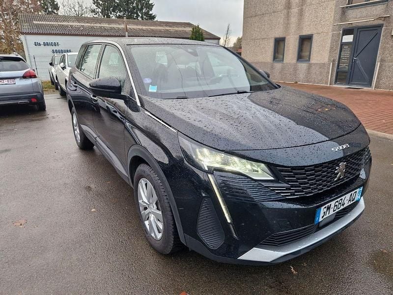 Gebraucht Peugeot 5008 Active 136 PS (100 kW) 2023 Schwarz SUV