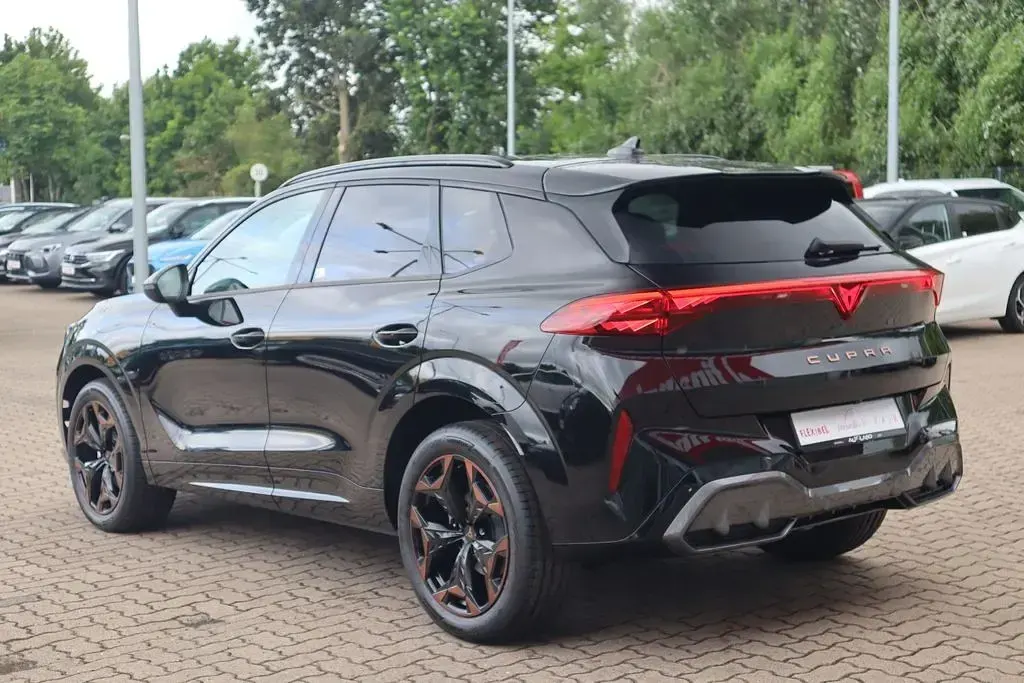 Neu Cupra Terramar 150 PS (110 kW) 2026 Schwarz SUV