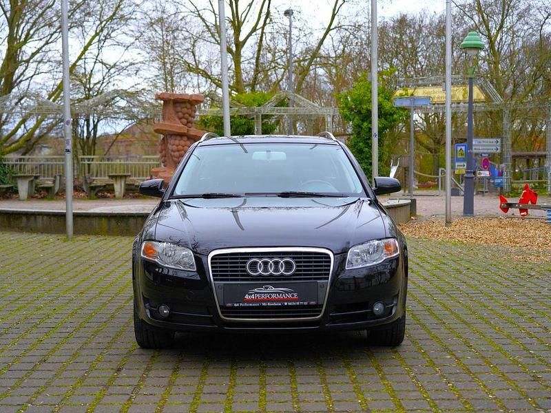 Gebraucht Audi A4 Ambiente 140 PS (102 kW) 2005 Schwarz Kombi