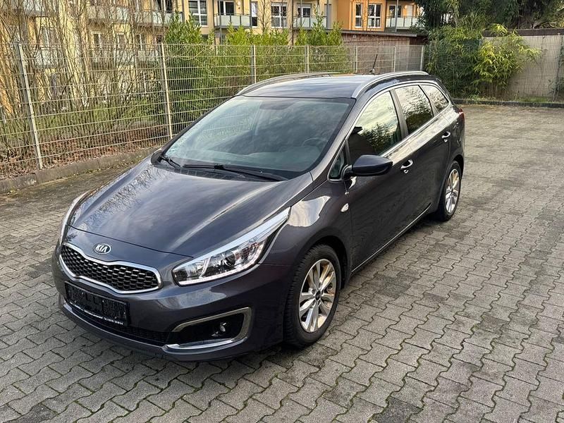 Gebraucht 2017 Kia Ceed Sportswagon DREAM-TEAM Edition Kombi | 7.999 € (Guter Preis) - Bild 1/4