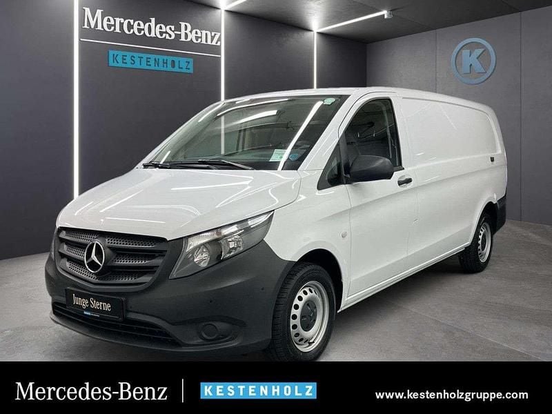 Arktikweiß Gebraucht 2024 Mercedes Vito Van | 33.903 € (Superpreis) - Bild 1/4