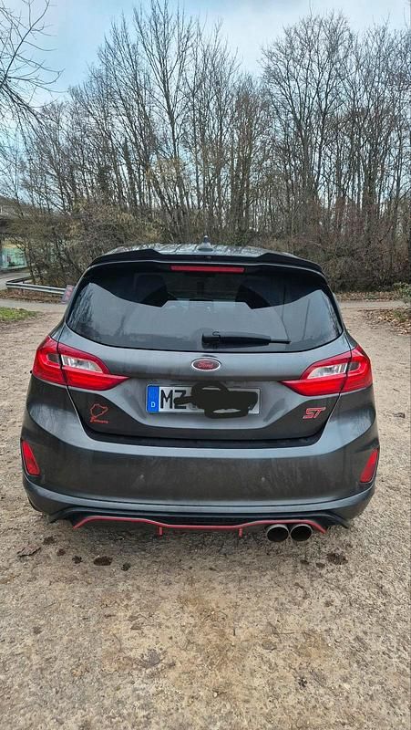 Gebraucht Ford Fiesta ST 200 PS (147 kW) 2018 Grau Kleinwagen