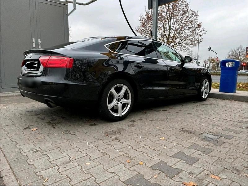 Gebraucht Audi A5 Sportback 170 PS (125 kW) 2011 Schwarz Kleinwagen