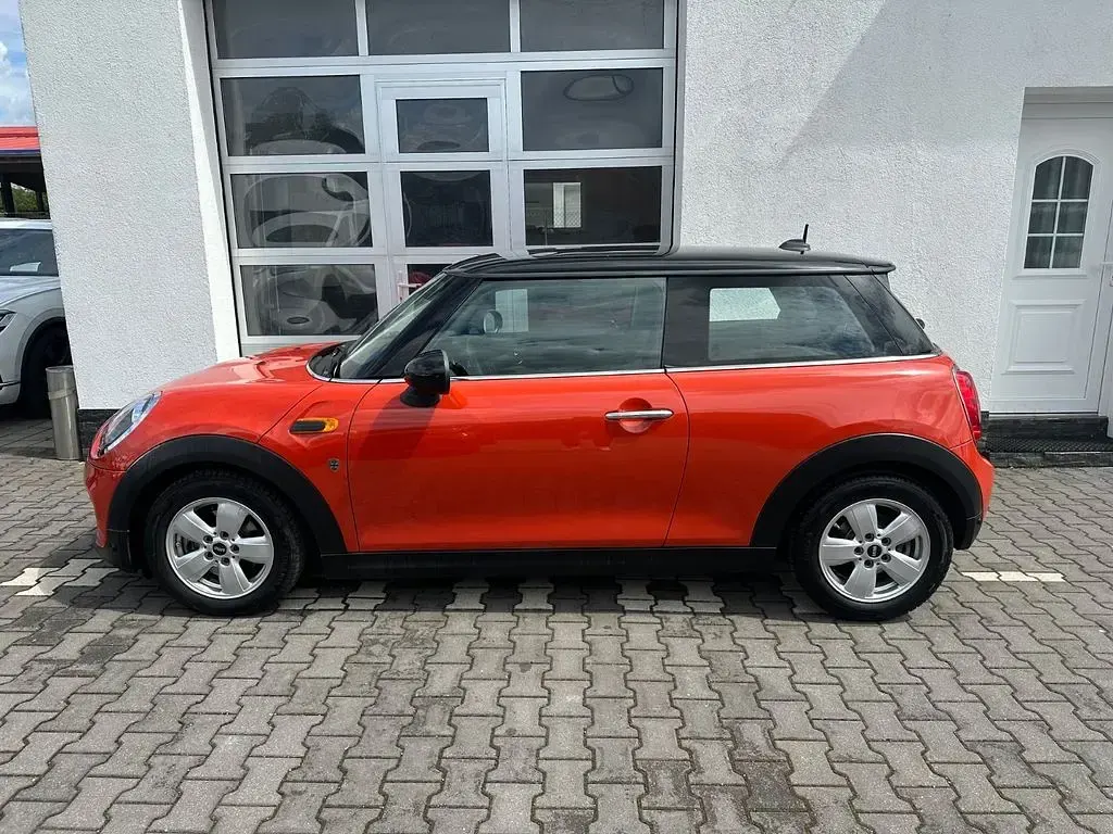 Gebraucht Mini Cooper 136 PS (100 kW) 2018 Orange Kleinwagen