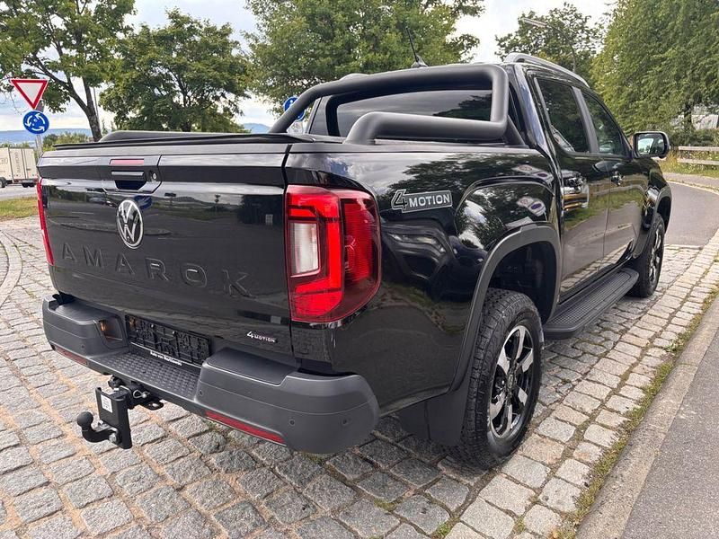 Gebraucht VW Amarok Life 205 PS (150 kW) 2023 Schwarz Abholung